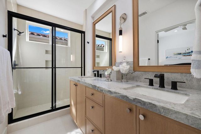 210 Gold Canyon Drive, Palm Desert, CA 92211