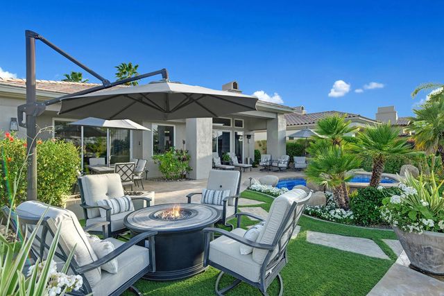 210 Gold Canyon Drive, Palm Desert, CA 92211