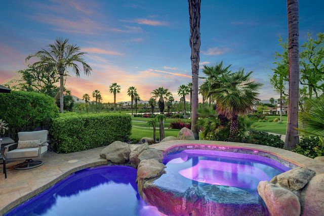 210 Gold Canyon Drive, Palm Desert, CA 92211