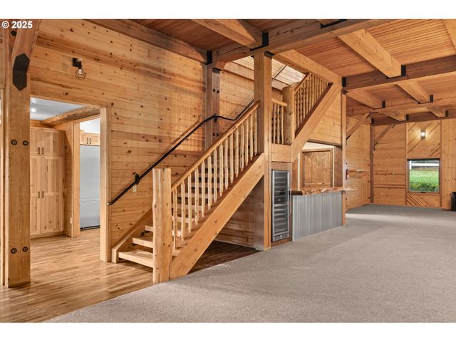 27940 Sw MOUNTAIN Rd, West Linn, OR 97068