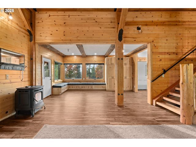 27940 Sw MOUNTAIN Rd, West Linn, OR 97068