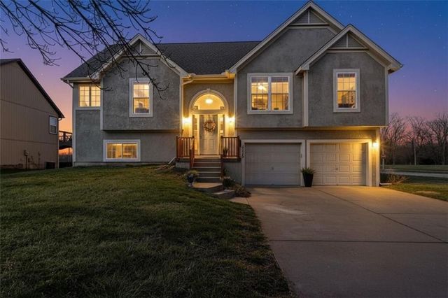 2116 NE 91st Terrace, Kansas City, MO 64155