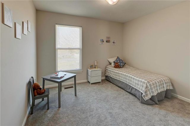 2116 NE 91st Terrace, Kansas City, MO 64155