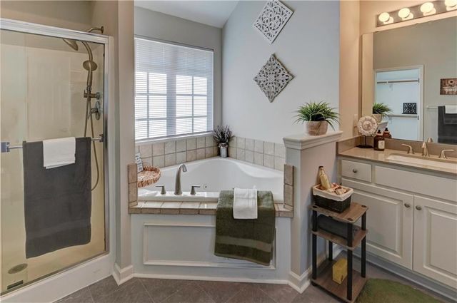 2116 NE 91st Terrace, Kansas City, MO 64155