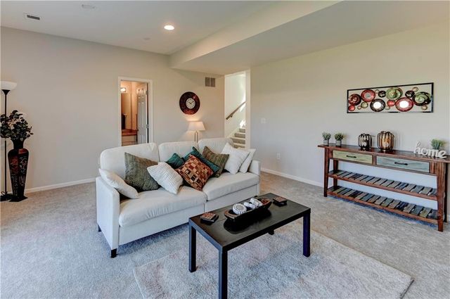 2116 NE 91st Terrace, Kansas City, MO 64155