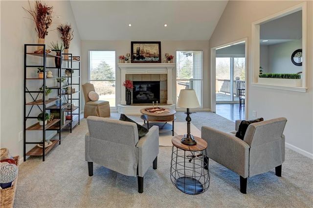 2116 NE 91st Terrace, Kansas City, MO 64155