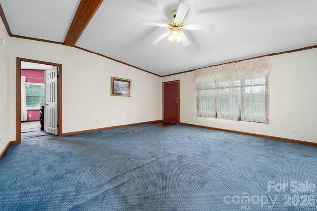 755 Fairview Loop, Hot Springs, NC 28743