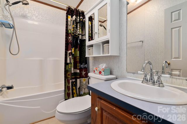 755 Fairview Loop, Hot Springs, NC 28743