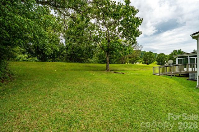755 Fairview Loop, Hot Springs, NC 28743