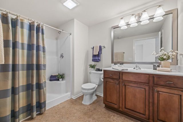 W178N11384 Island View COURT, Germantown, WI 53022