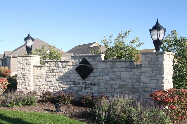 W178N11384 Island View COURT, Germantown, WI 53022