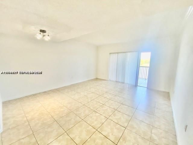 5200 NW 31st Ave 32, Fort Lauderdale, FL 33309