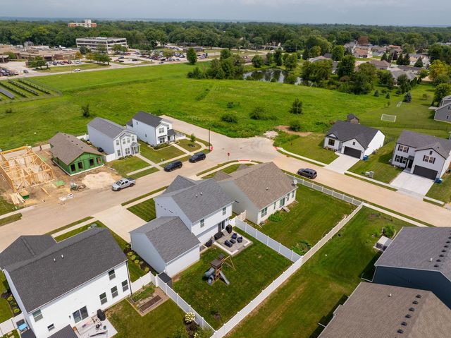 610 17th Avenue, Silvis, IL 61282