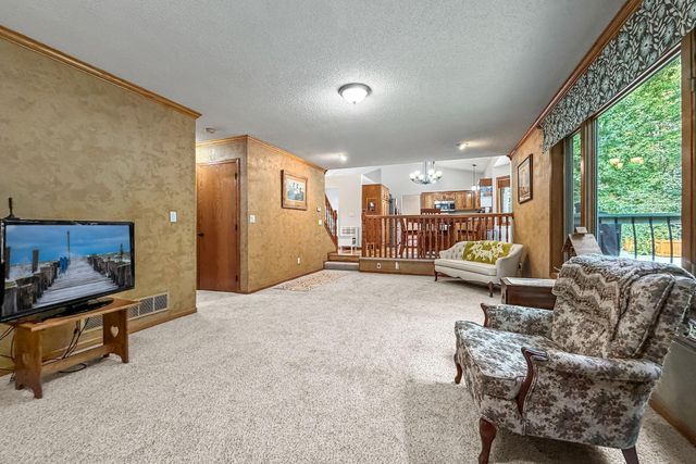 14927 Harpers Street NE, Ham Lake, MN 55304