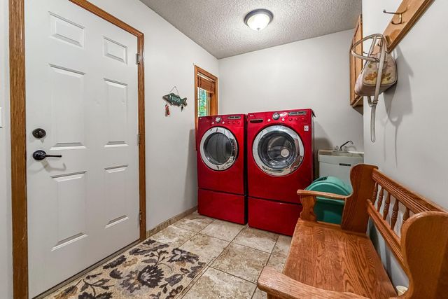 14927 Harpers Street NE, Ham Lake, MN 55304