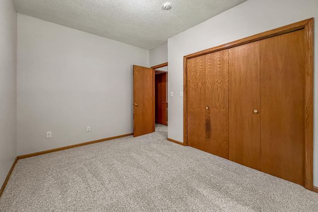 14927 Harpers Street NE, Ham Lake, MN 55304
