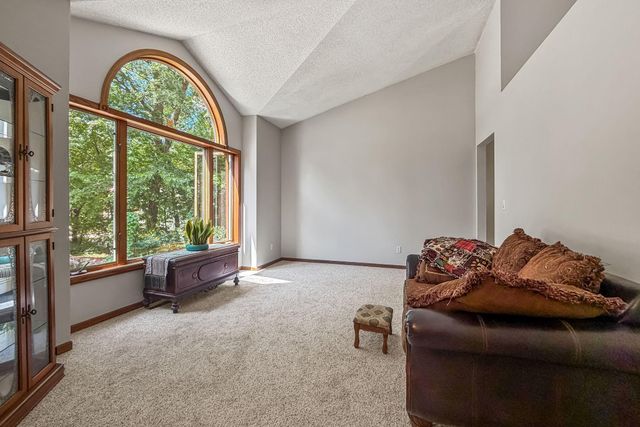 14927 Harpers Street NE, Ham Lake, MN 55304