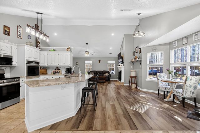 21541 Kate Lane, Hensley, AR 72065