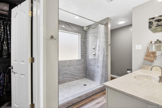 21541 Kate Lane, Hensley, AR 72065