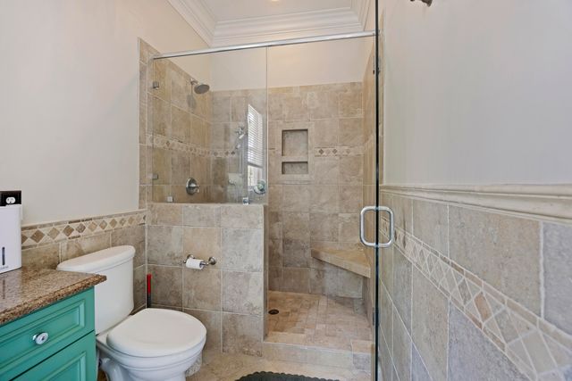 1 Bennett Bennett 3, Charleston, SC 29401
