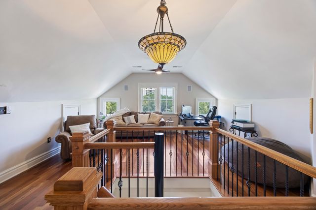 1 Bennett Bennett 3, Charleston, SC 29401