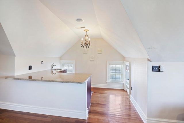 1 Bennett Bennett 3, Charleston, SC 29401