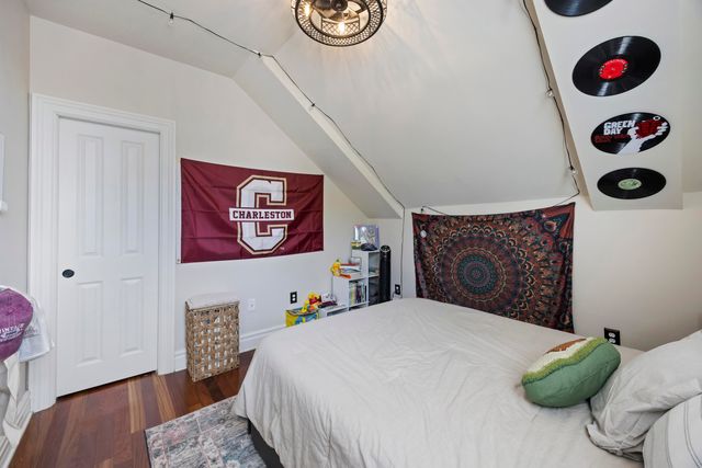 1 Bennett Bennett 3, Charleston, SC 29401