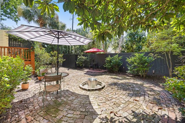 1 Bennett Bennett 3, Charleston, SC 29401