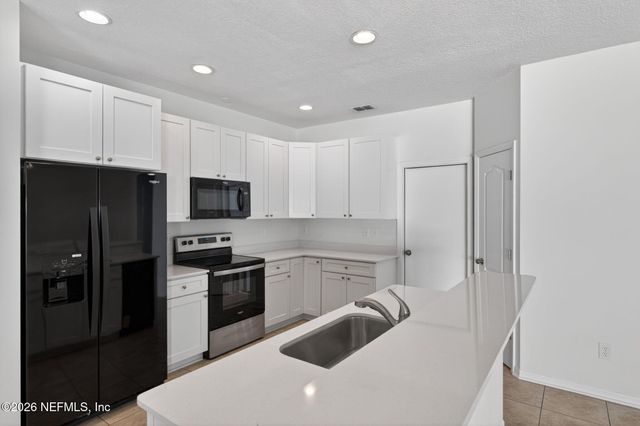 14033 N DEVAN LEE Drive, Jacksonville, FL 32226