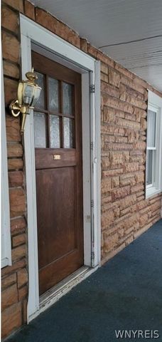 240 78th Street, Niagara Falls, NY 14304