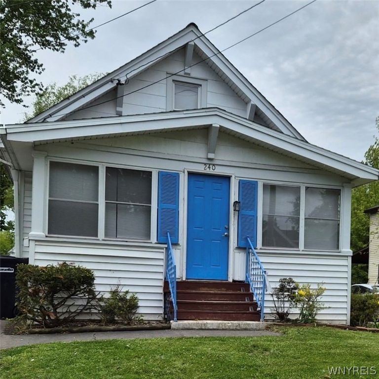 240 78th Street, Niagara Falls, NY 14304