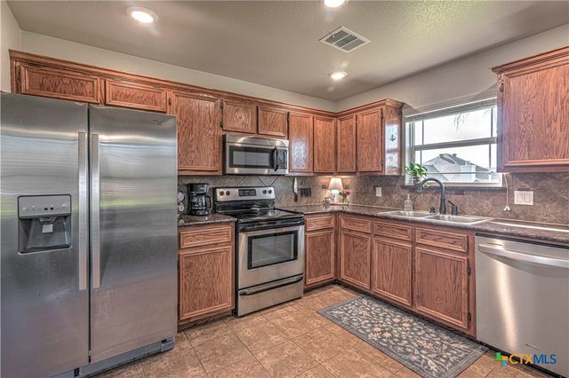 2307 Big Divide Road, Copperas Cove, TX 76522