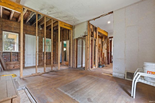 313 Bristol Avenue, Middlebury, IN 46540