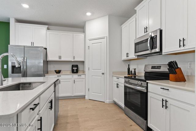 9719 GIADA Drive, Jacksonville, FL 32219