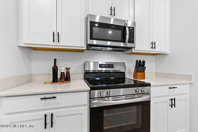 9719 GIADA Drive, Jacksonville, FL 32219