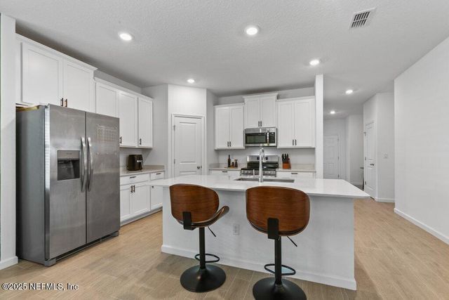 9719 GIADA Drive, Jacksonville, FL 32219