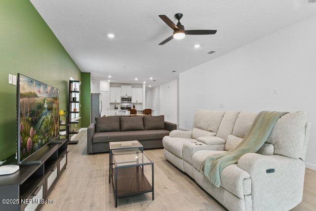 9719 GIADA Drive, Jacksonville, FL 32219
