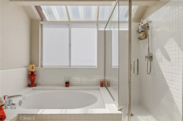1872 Caminito De La Narcissa, Glendale, CA 91208