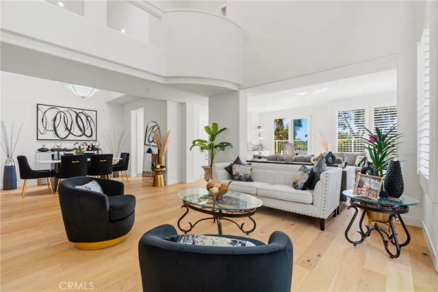 1872 Caminito De La Narcissa, Glendale, CA 91208