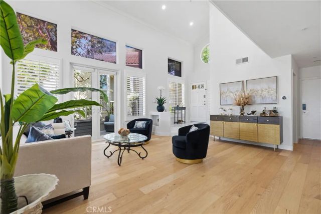 1872 Caminito De La Narcissa, Glendale, CA 91208