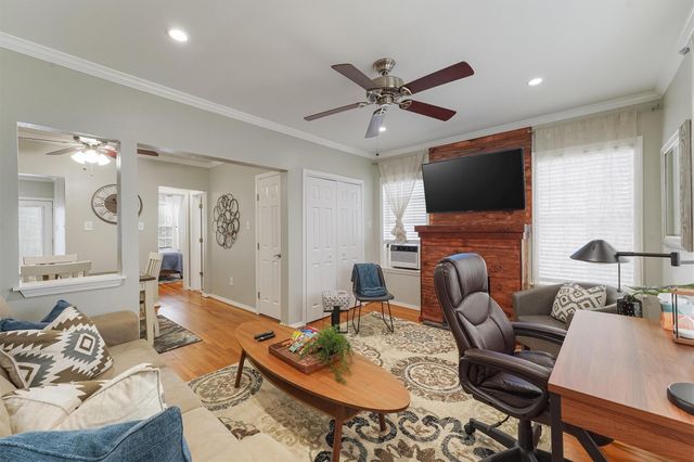 403 W Polk Street 1, Houston, TX 77019