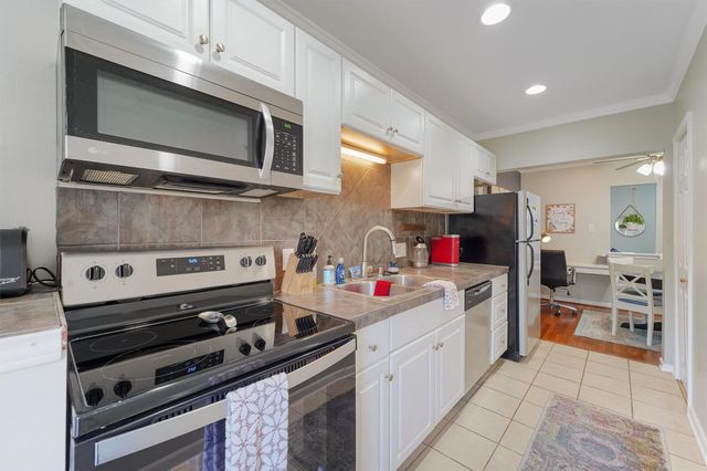 403 W Polk Street 1, Houston, TX 77019