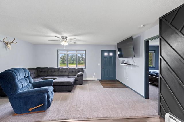 7320 90th Street SE, Stewartville, MN 55976