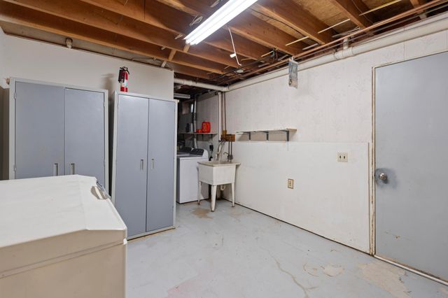 7320 90th Street SE, Stewartville, MN 55976