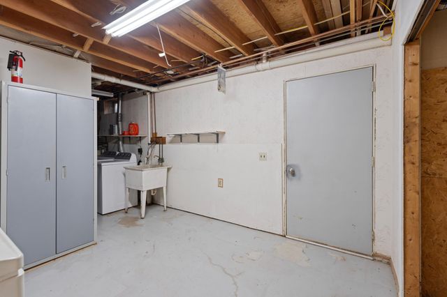 7320 90th Street SE, Stewartville, MN 55976