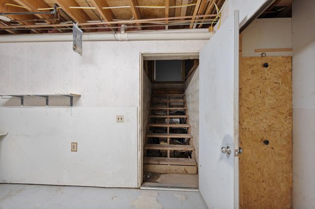 7320 90th Street SE, Stewartville, MN 55976