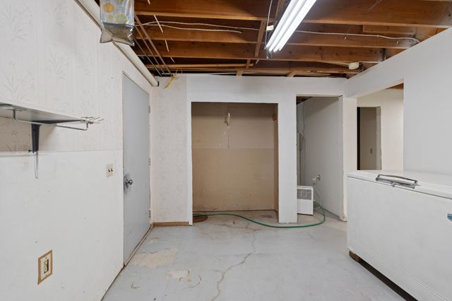 7320 90th Street SE, Stewartville, MN 55976