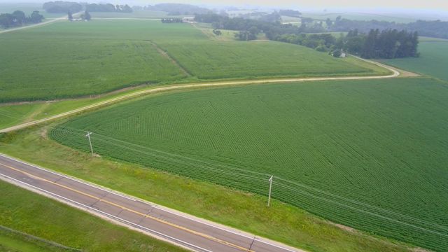 7320 90th Street SE, Stewartville, MN 55976