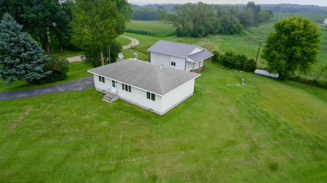 7320 90th Street SE, Stewartville, MN 55976