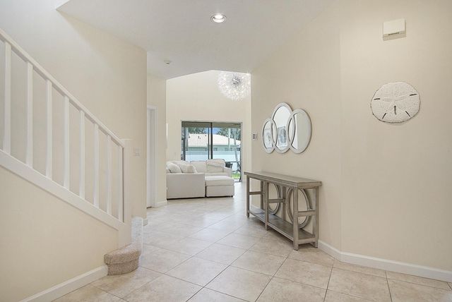 8176 Quail Meadow Way, West Palm Beach, FL 33412